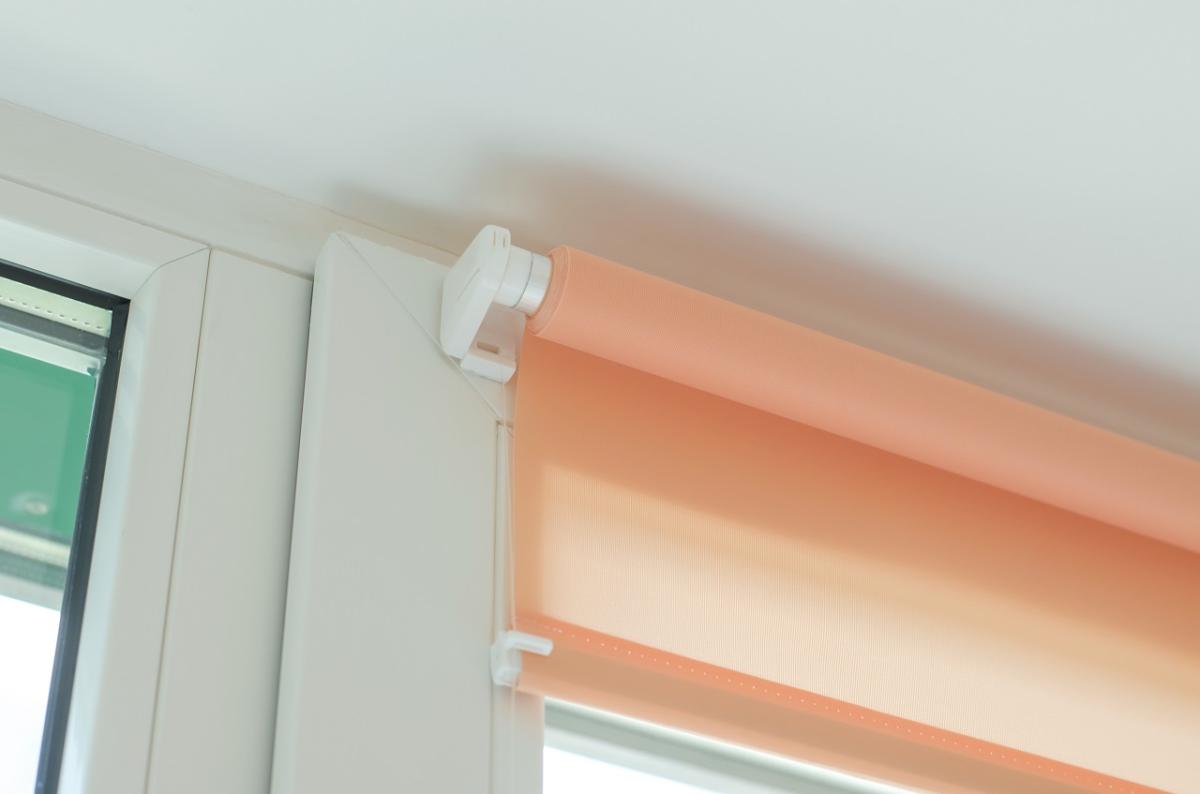 4 Ways To Hide Roller Blinds In Your Office